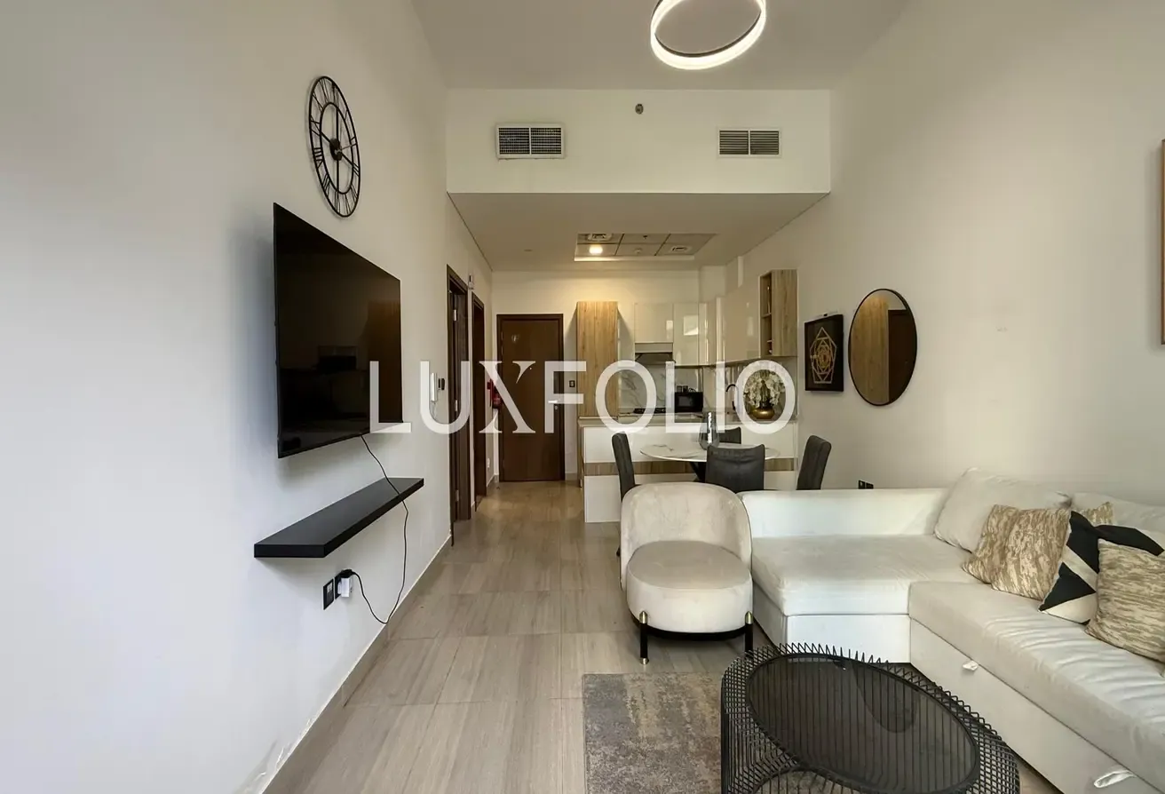 Modern | Balcony | Fully Furnished