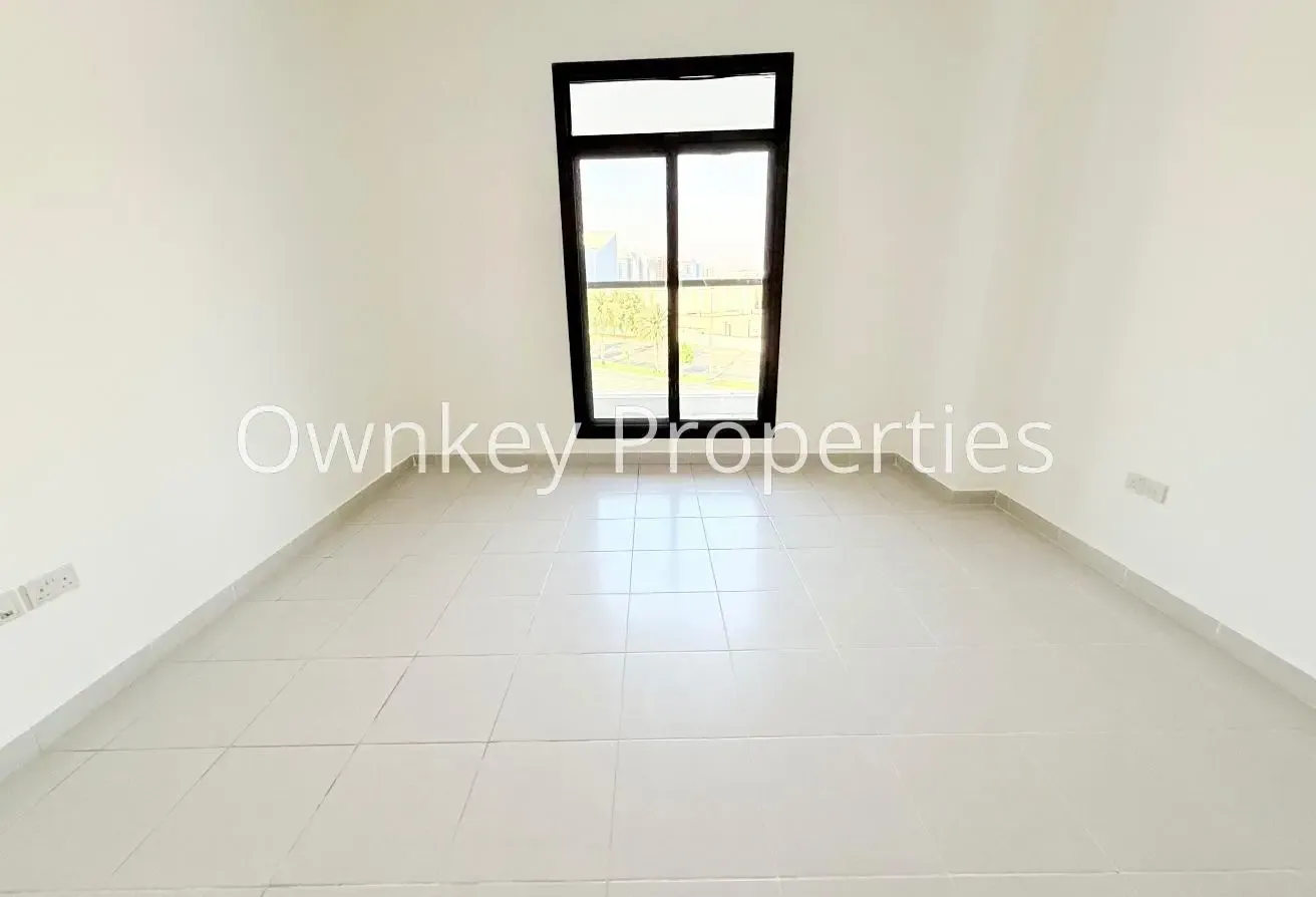 Open View | Spacious 3BHK | Close To Metro
