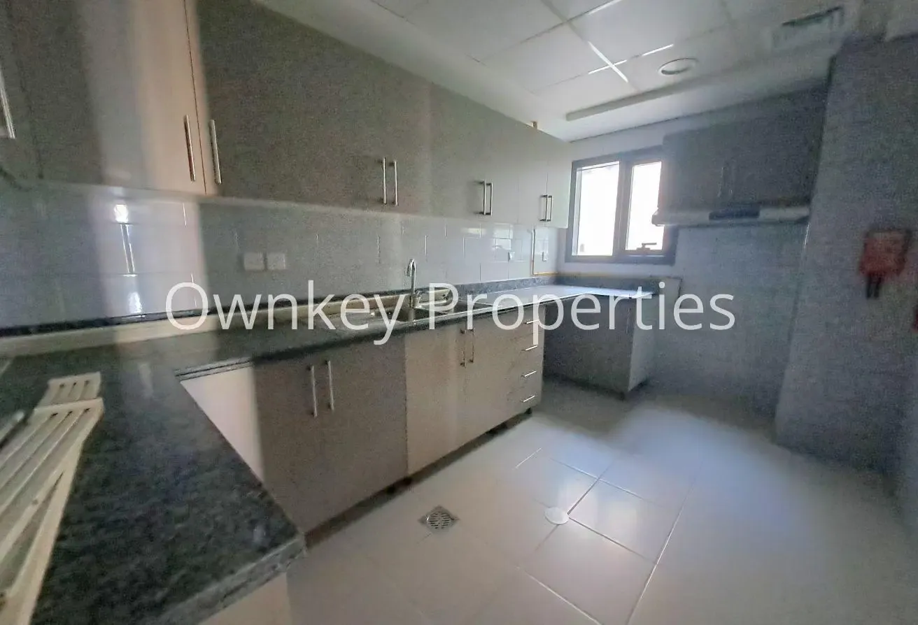 Open View/3BHK +Maid Room/With Balcony /Close Burj