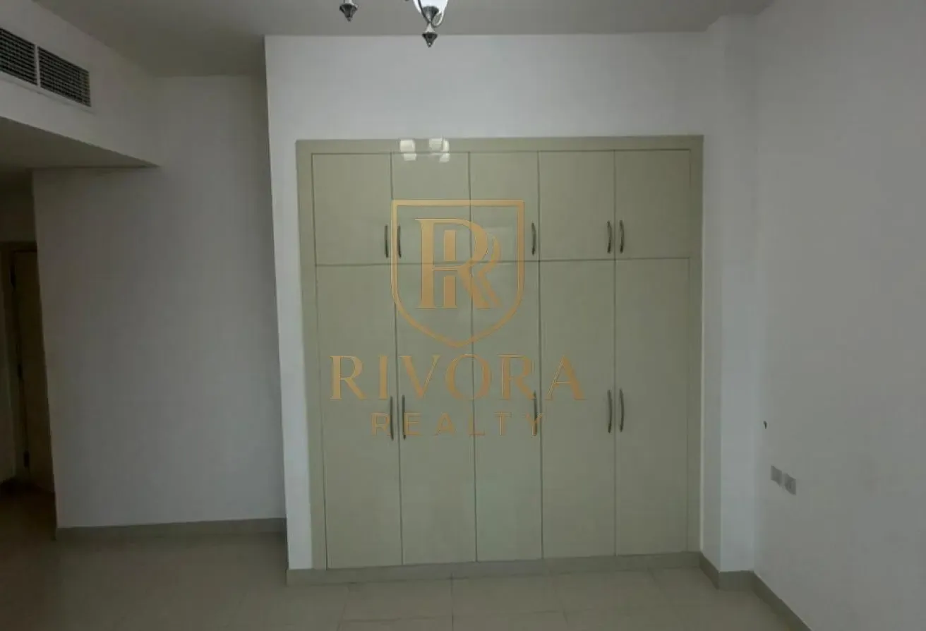 3 BHK I WITH BALCONY I CHILLER FREE