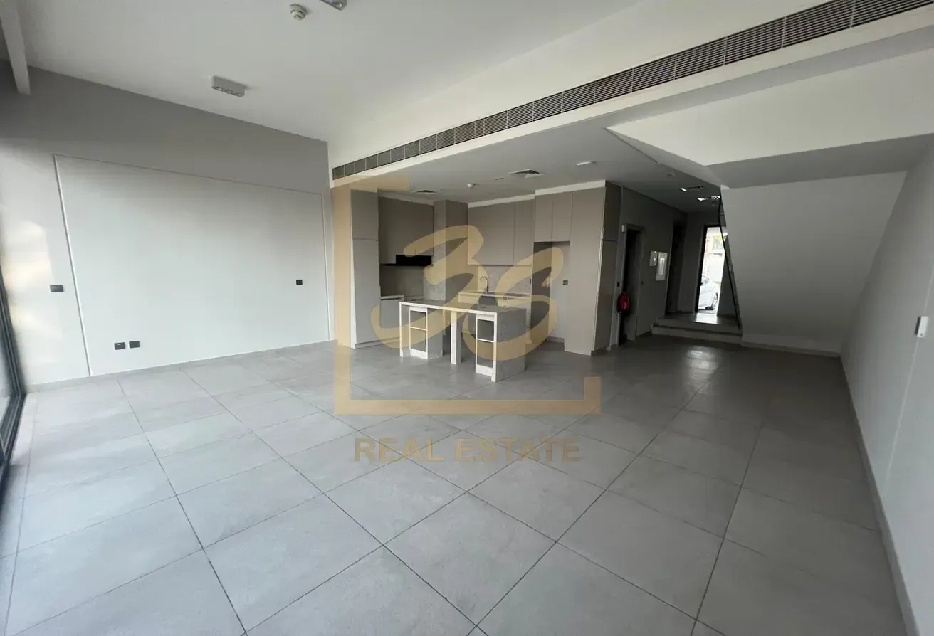 3BR TOWNHOUSE IN MAG EYE | VACANT NOW