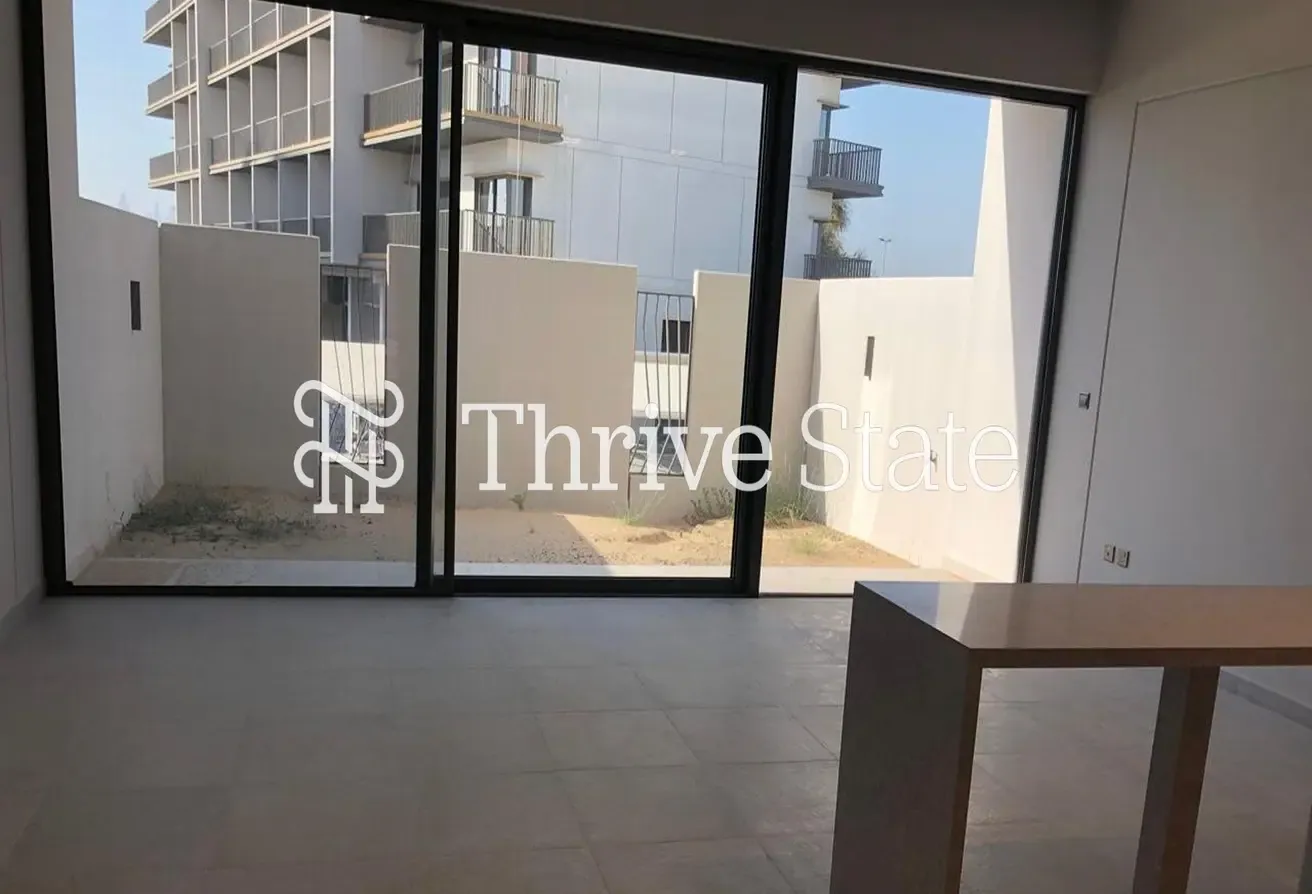 SINGLE ROW | Near Entrance | 3 BR + Maids Room