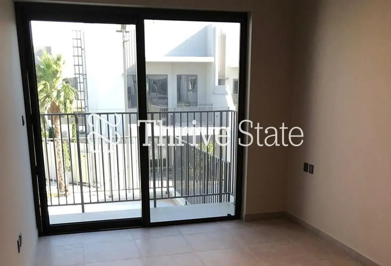 SINGLE ROW | Near Entrance | 3 BR + Maids Room