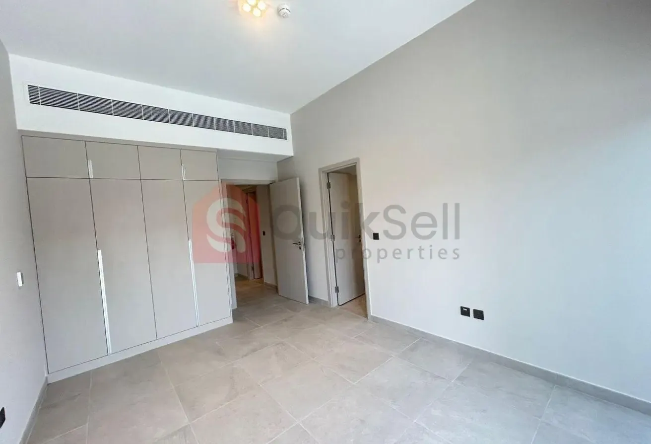 SPACIOUS 3BR TOWNHOUSE | VACANT | BEST PRICE