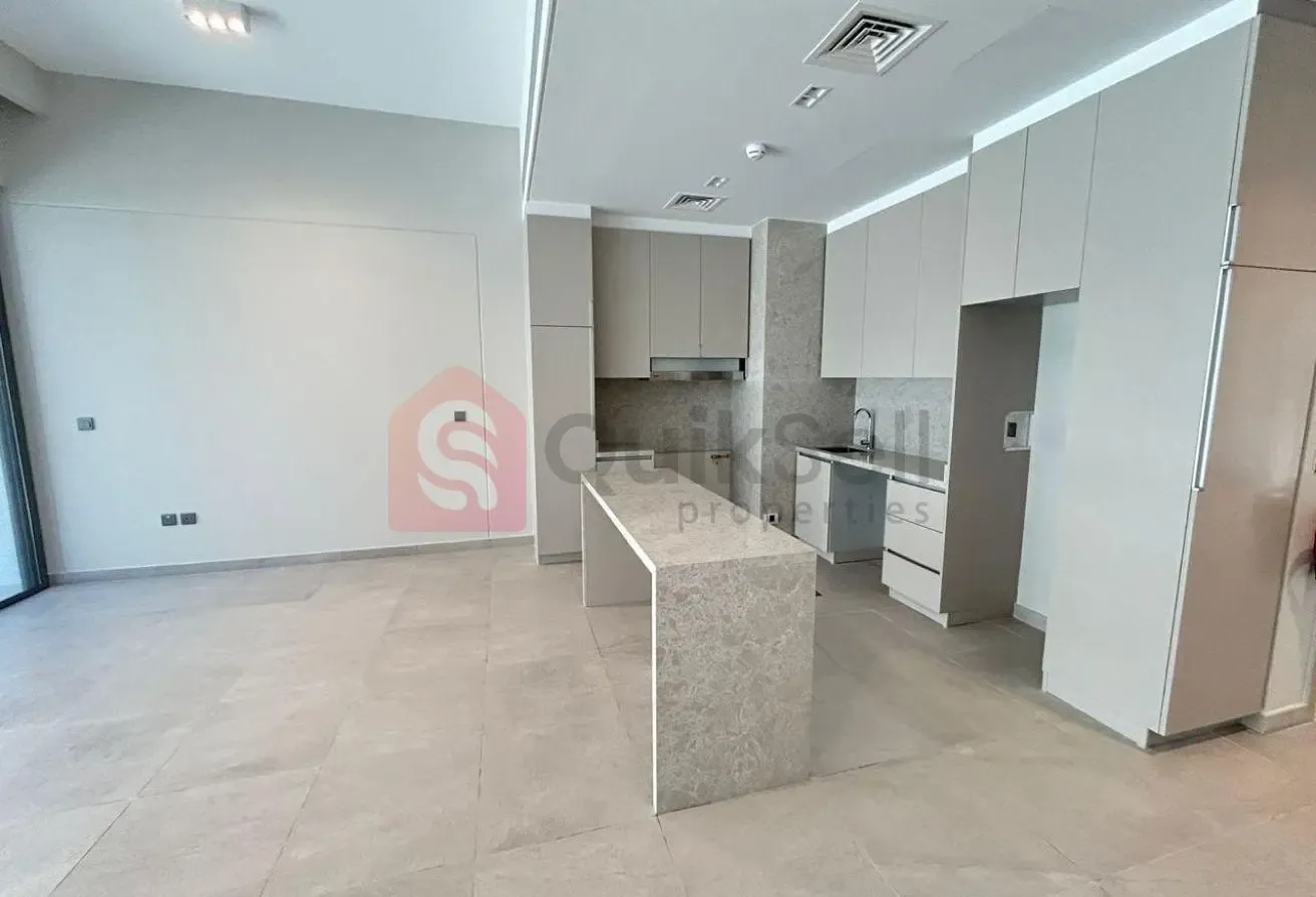 SPACIOUS 3BR TOWNHOUSE | VACANT | BEST PRICE