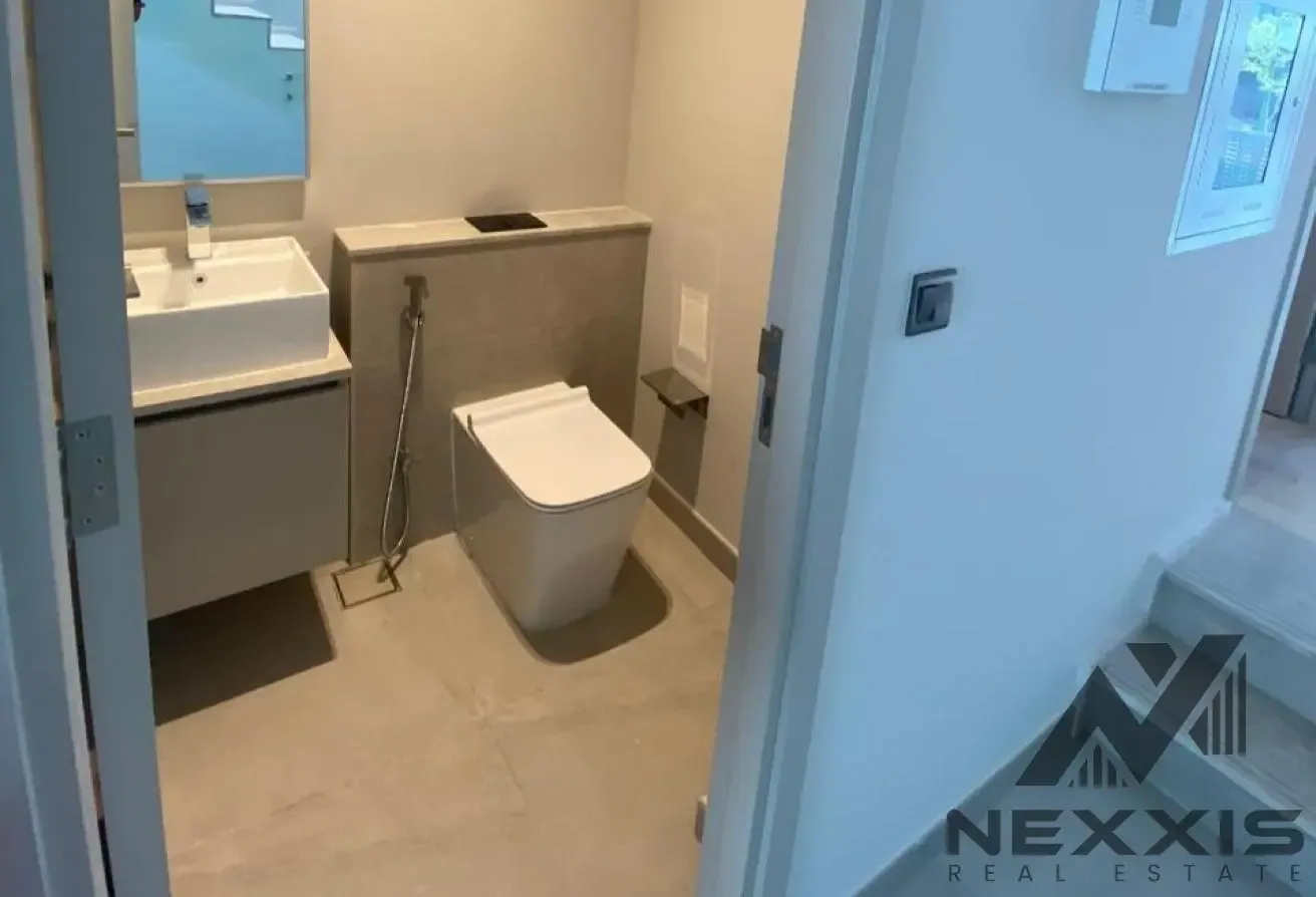 3 BR Villa with Water View in MBR City