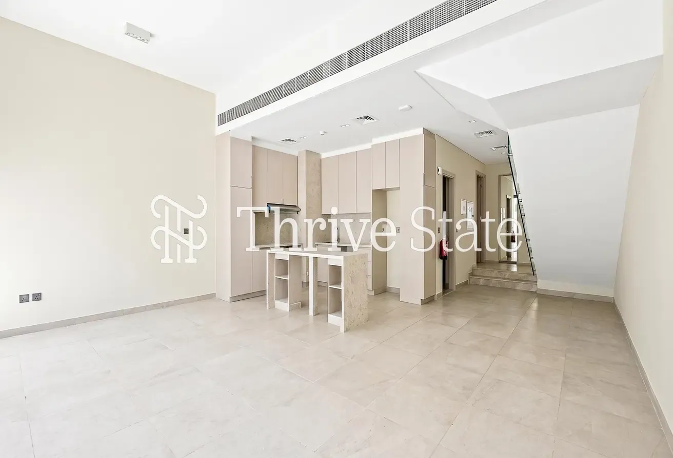 SINGLE ROW | Burj View | 3 Beds + Maids