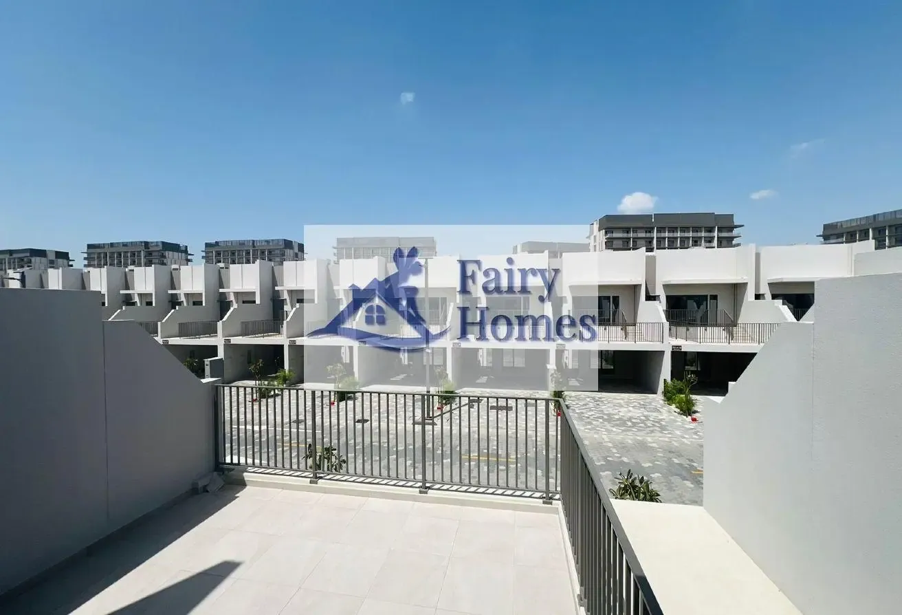 Unfurnished 3BHK plus maid room villa for Rent