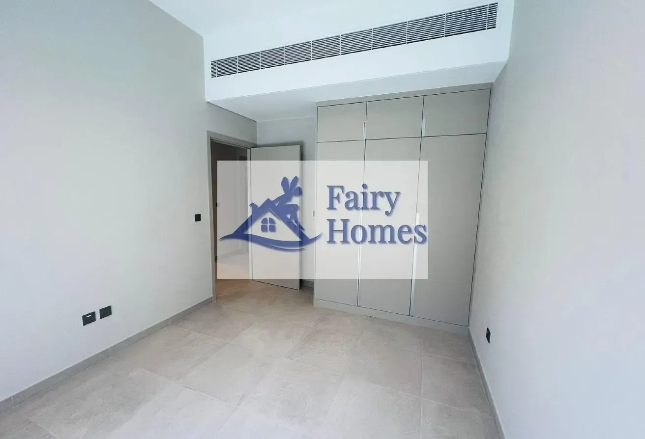 Unfurnished 3BHK plus maid room villa for Rent