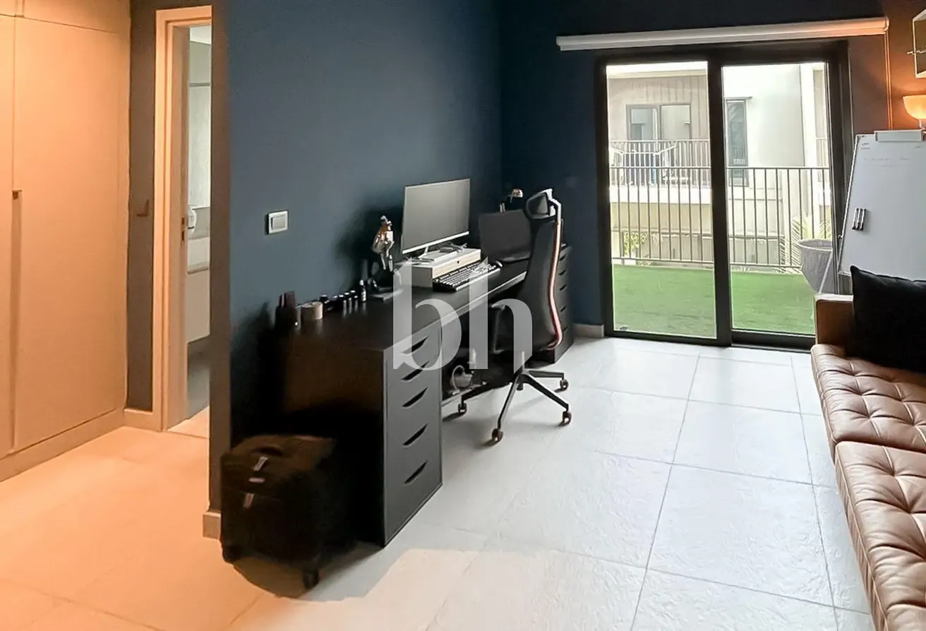 Vacant Soon | Negotiable | Back to Back