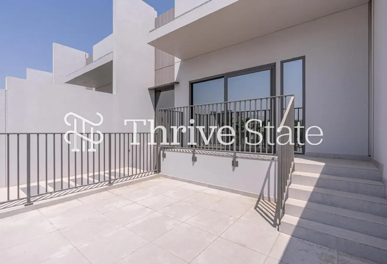 Luxurious Villa | 3BR + Maid Room | Modern