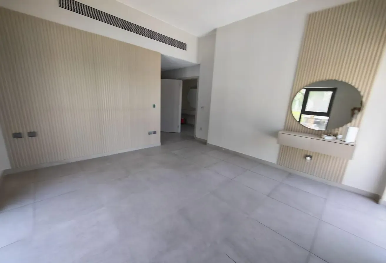 Ready To Move | 4BR + Maid's | Luxury Living