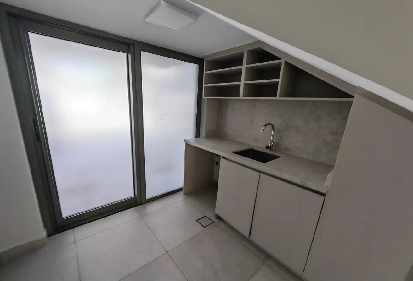 Ready To Move | 4BR + Maid's | Luxury Living