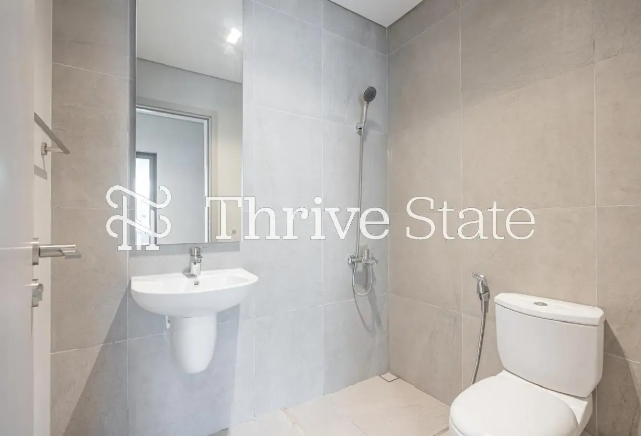 Modern 2 Bed + Maid | Near Amenities