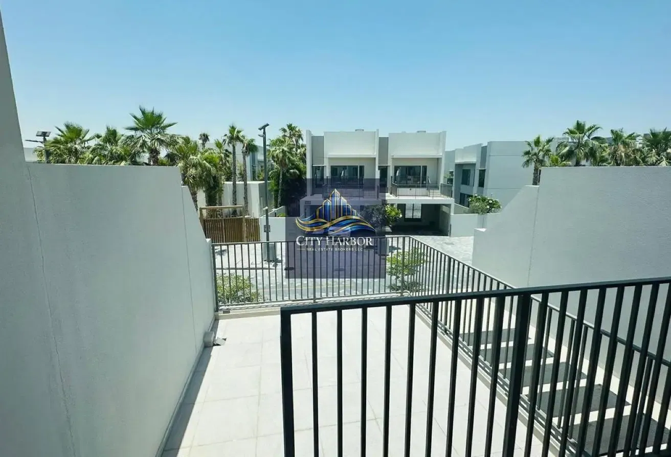 BEAUTIFUL 2BR VILLA IN MAG EYE, MBR CITY