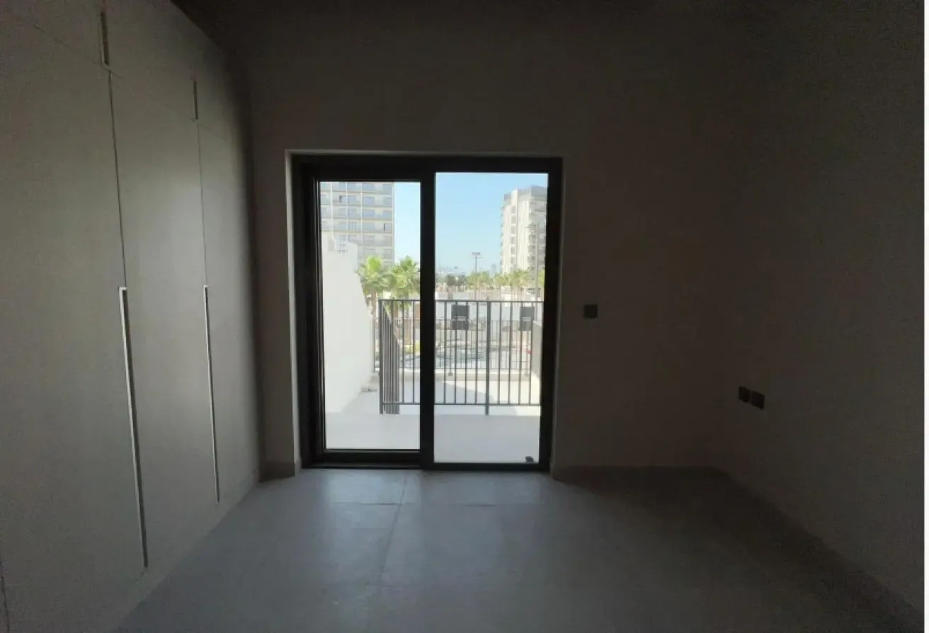 2 BEDROOM PLUS MAID ROOM GOOD LOCATION