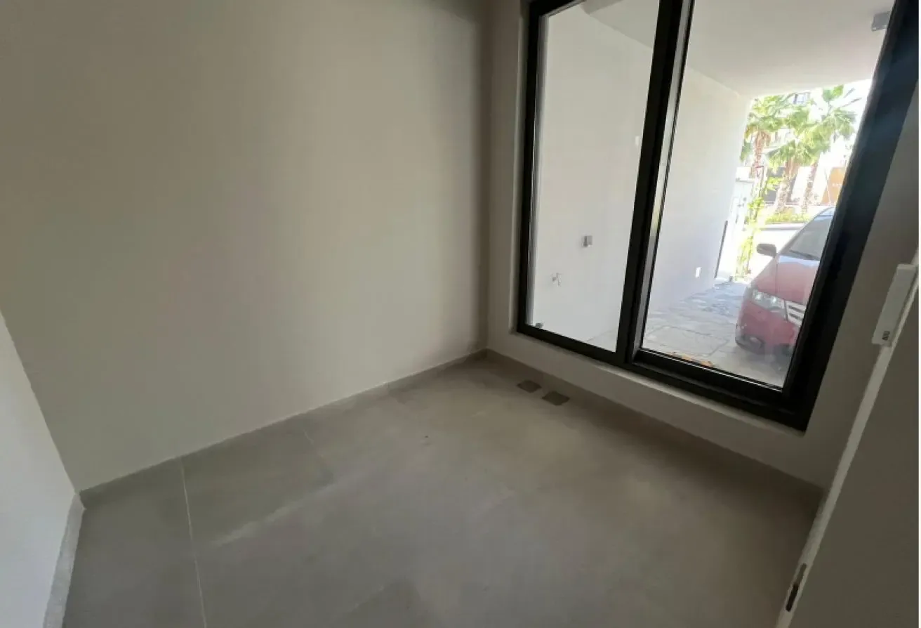 2 BEDROOM PLUS MAID ROOM GOOD LOCATION
