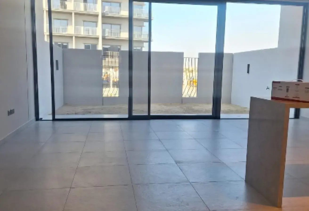 3 BEDROOM PLUA MAID ROOM FOR RENT GOOD LOCATION