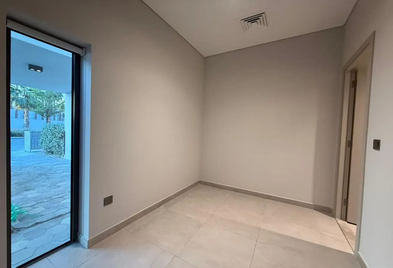 Back To Back | Prime Location | Negotiable