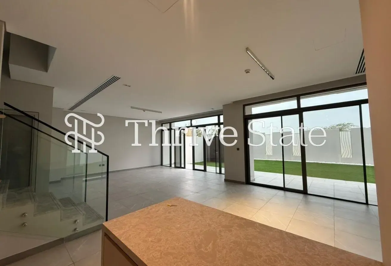 Extended Living Area | Largest Layout | Corner