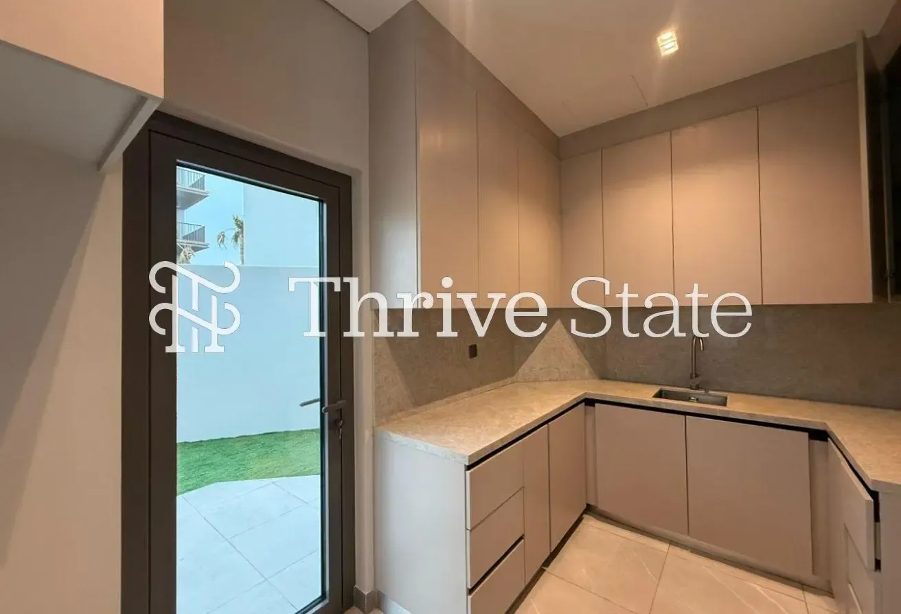 Extended Living Area | Largest Layout | Corner