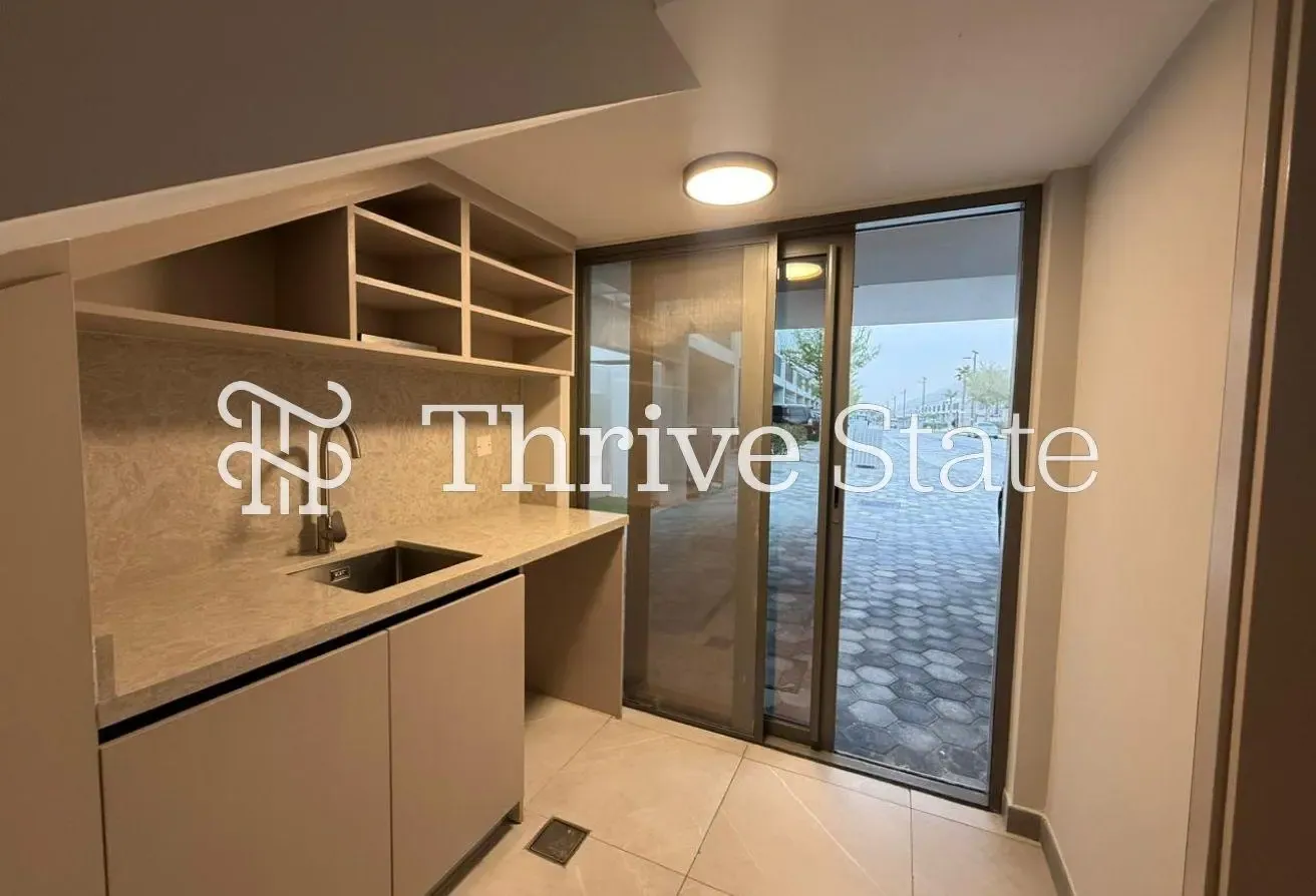 Extended Living Area | Largest Layout | Corner