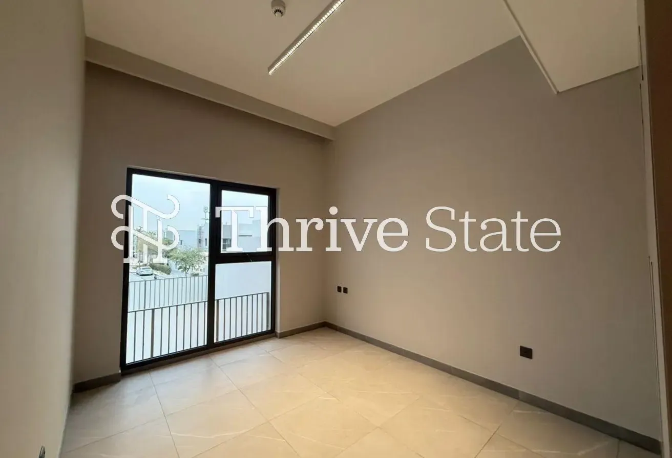 Extended Living Area | Largest Layout | Corner