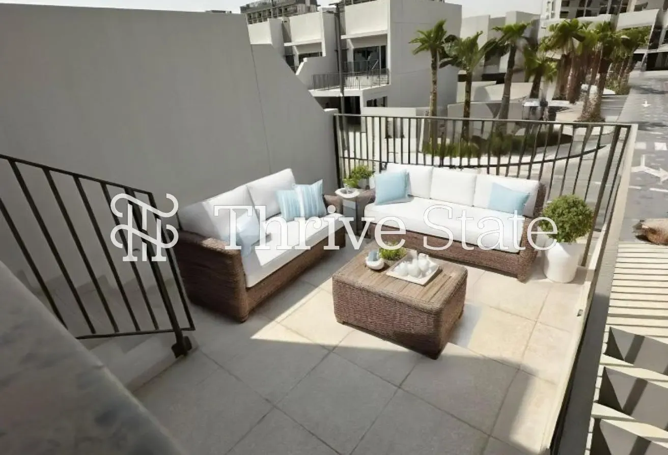 Luxury Furnished| Near Ameneties| w/ Tesla Charger