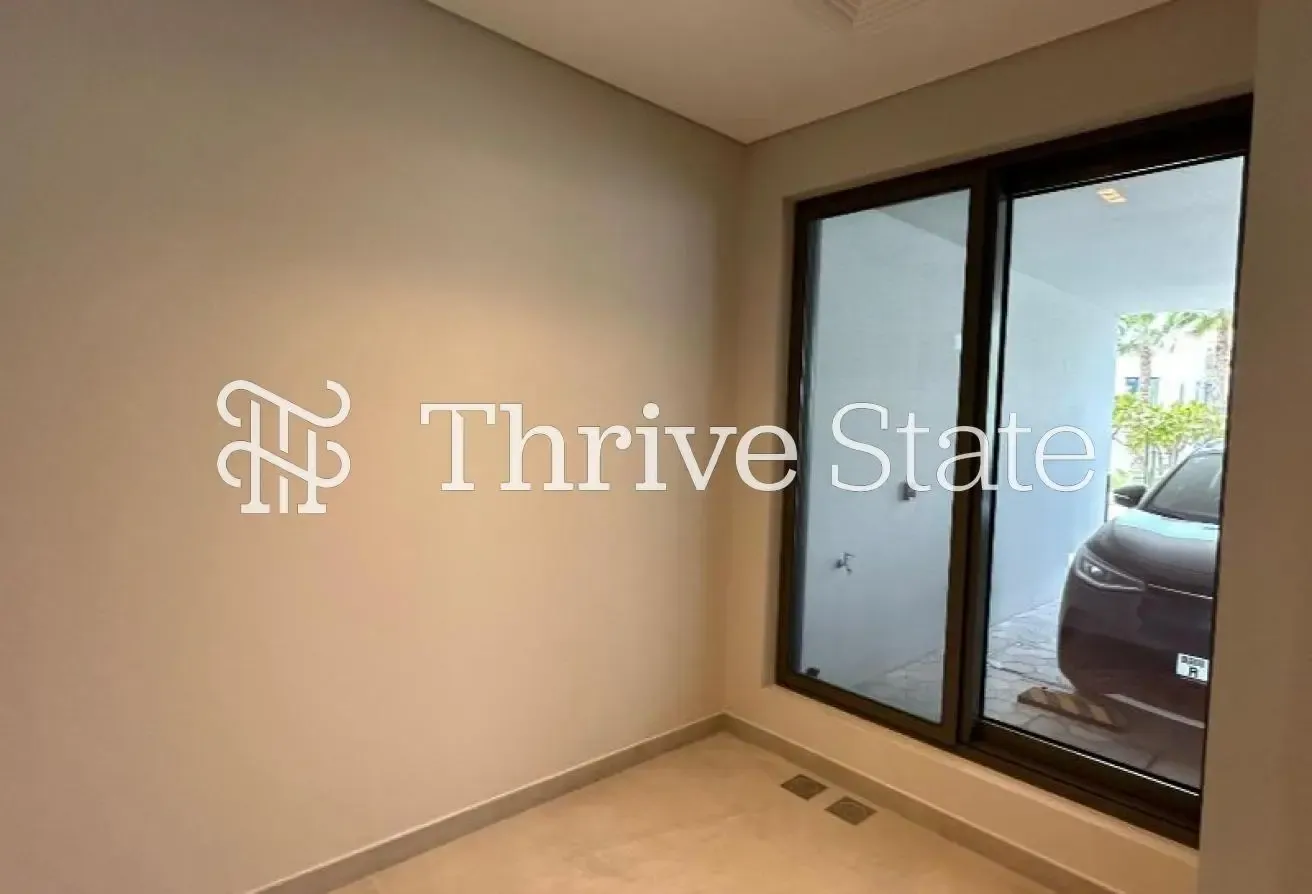 Luxury Furnished| Near Ameneties| w/ Tesla Charger