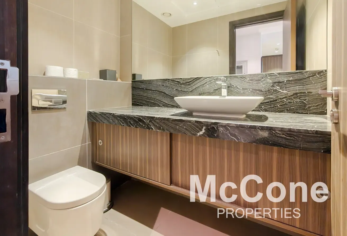 Golf View | Fully Furnished | Well Maintained