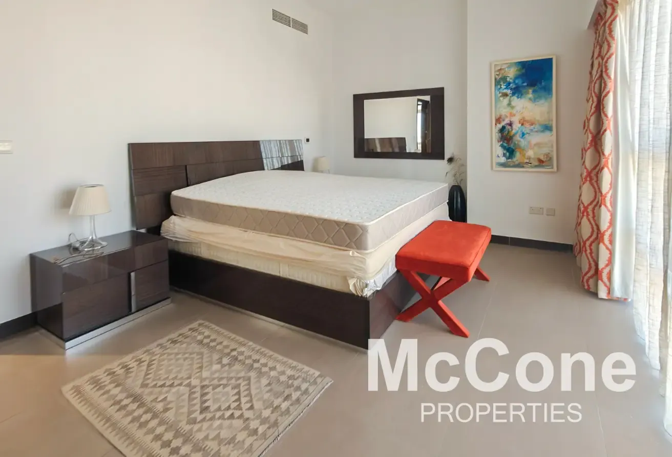 Golf View | Fully Furnished | Well Maintained
