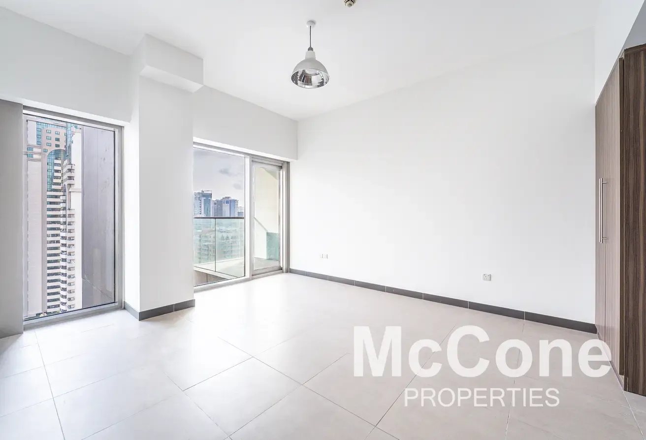 Big +Study | White Goods Included | Close to Metro