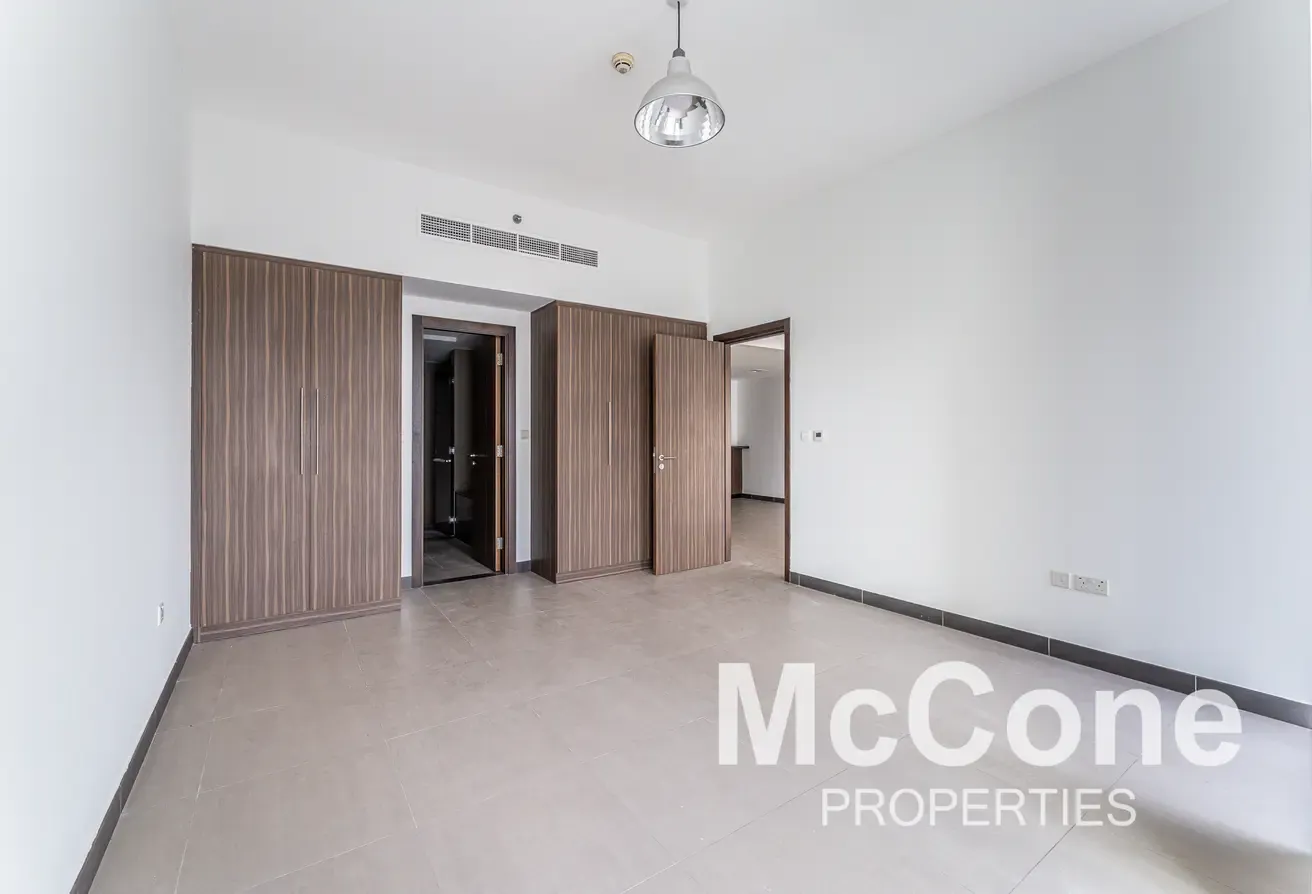 Big +Study | White Goods Included | Close to Metro