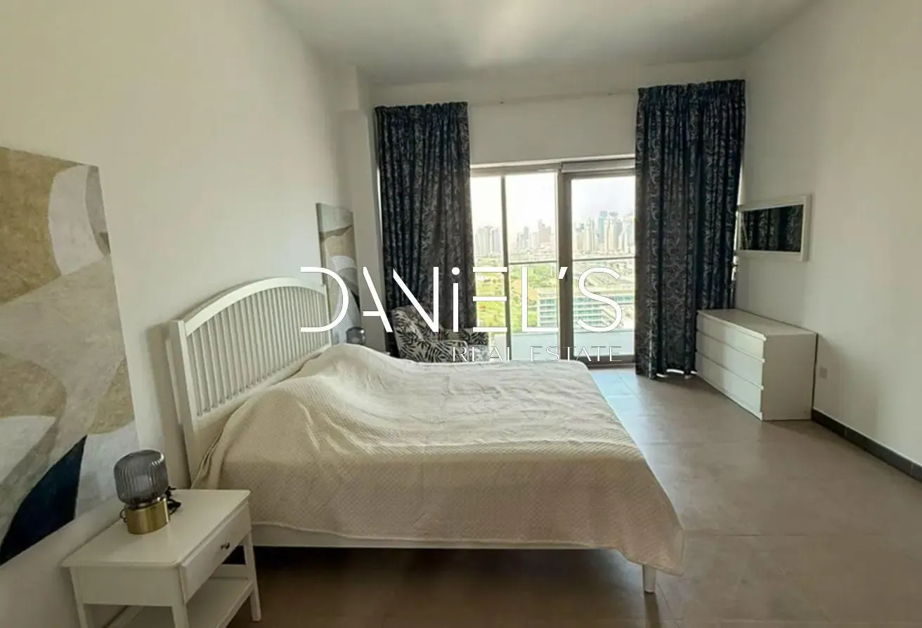 Vacant 1 Bedroom | Spacious | Prime Location