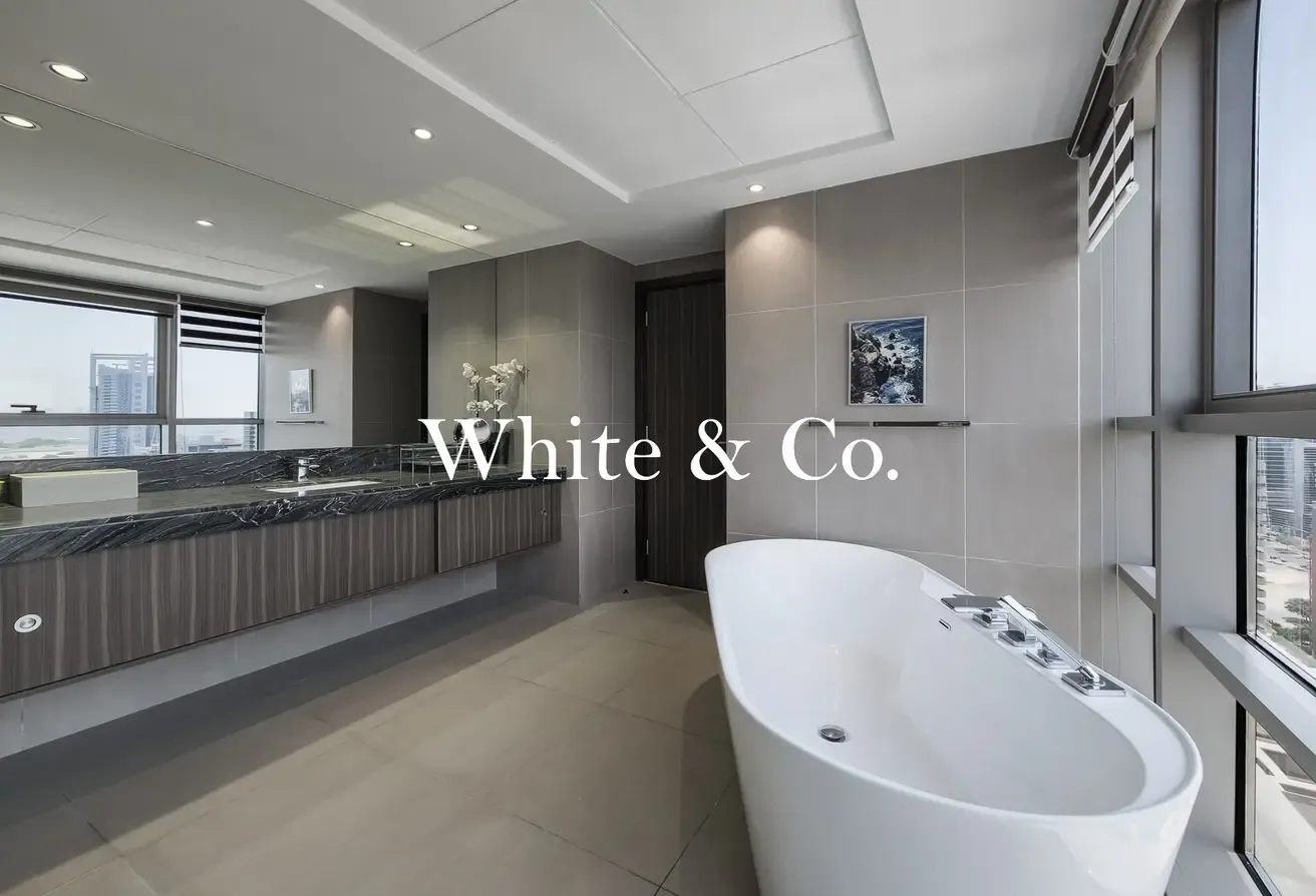 Golf Course View | High Floor | Spacious
