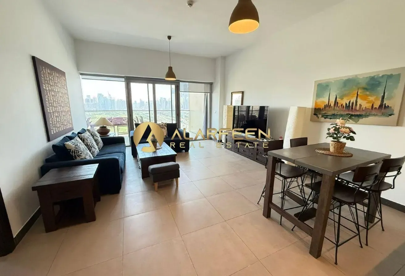 Luxurious 1BHK | Massive Layout |  Furnished