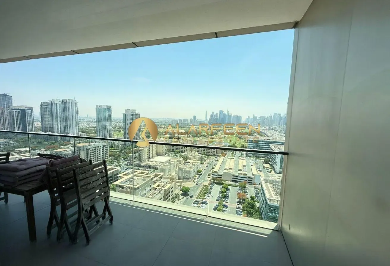 Luxurious 1BHK | Massive Layout |  Furnished