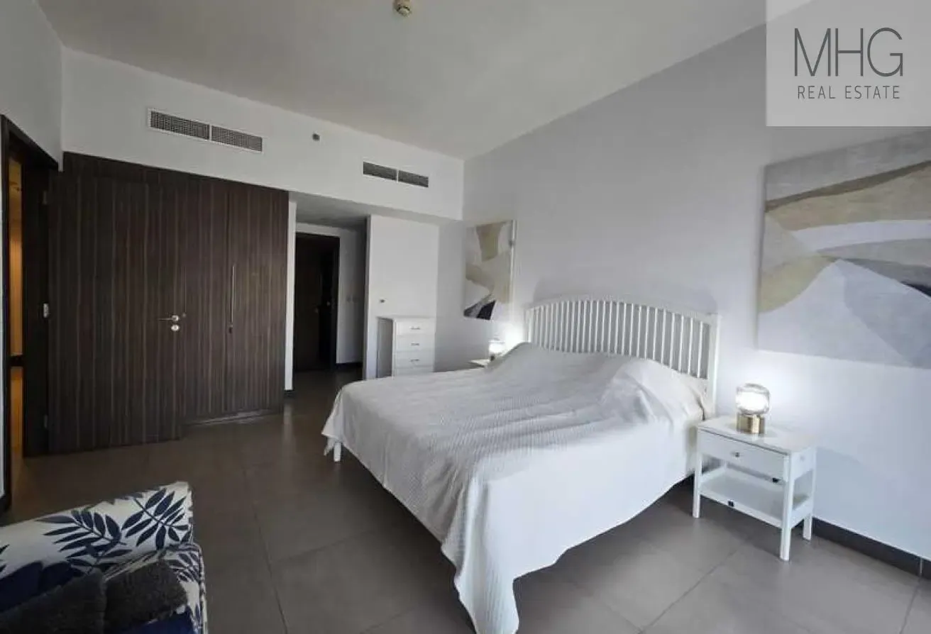 Fully Furnished| 4 Cheques | High Floor |Spacious