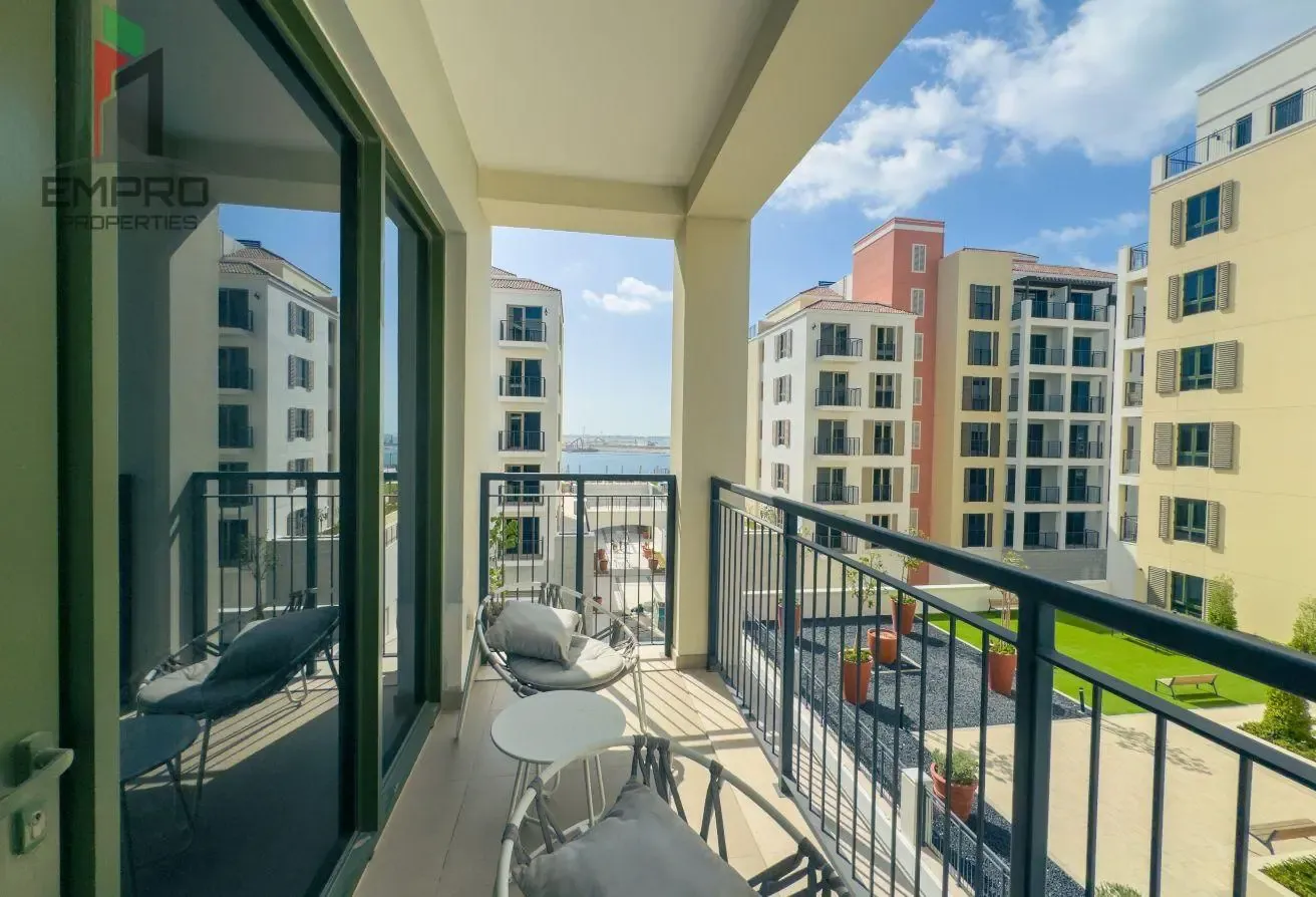 FULLY FURNISHED || BRAND NEW || COMUNITYVIEW