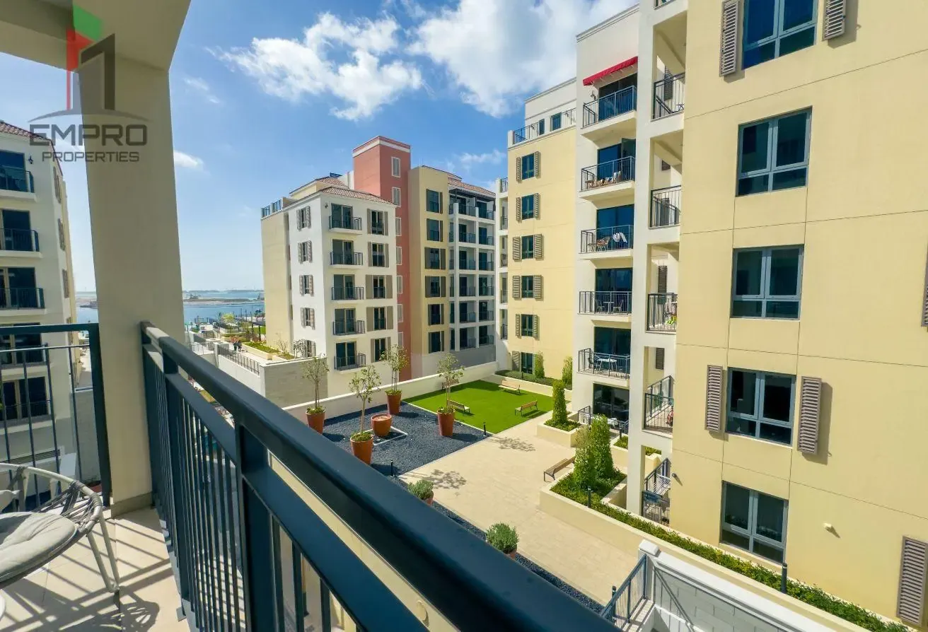 FULLY FURNISHED || BRAND NEW || COMUNITYVIEW