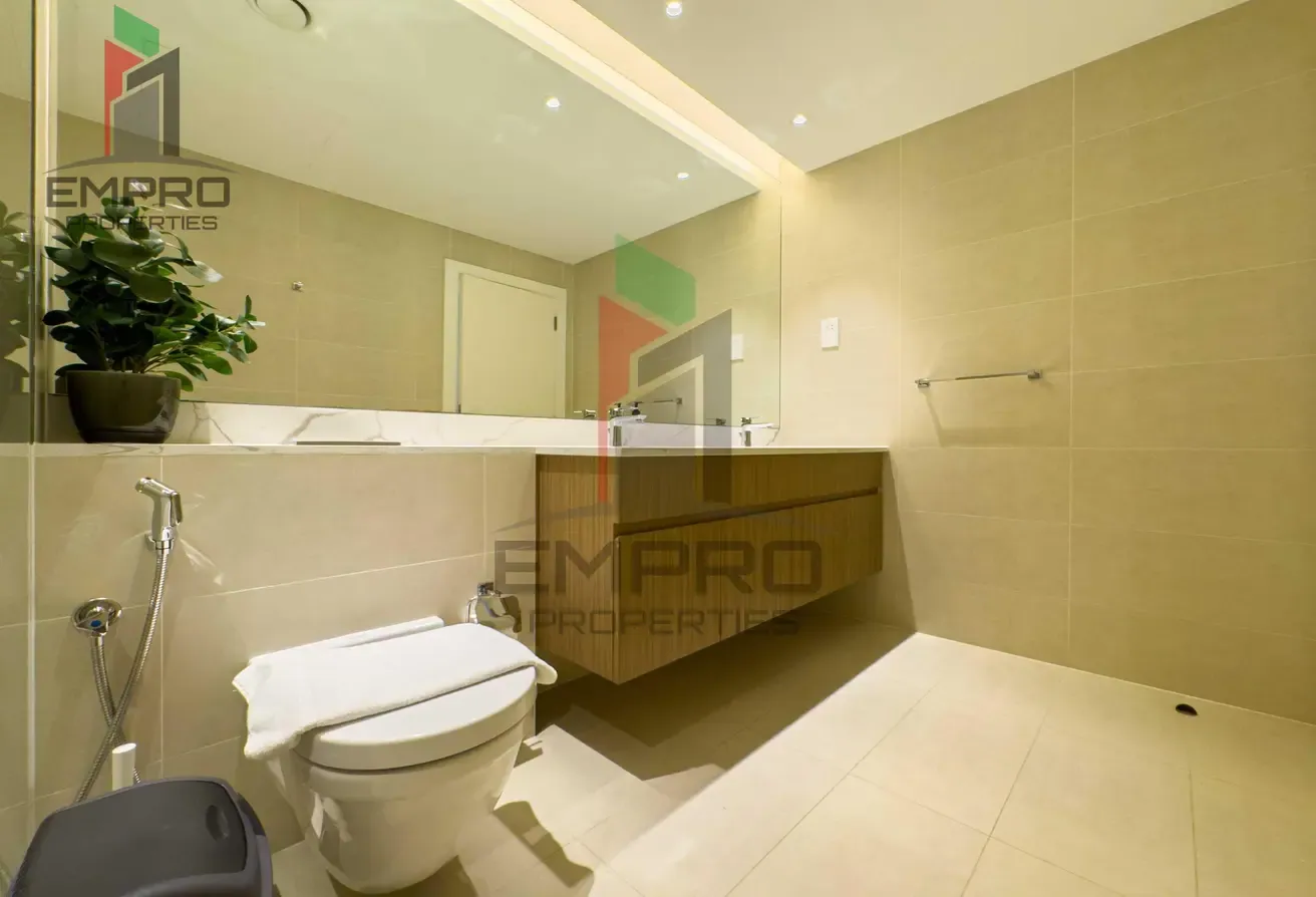 Fully Furnished Large Balcony | Burj Khalifa View
