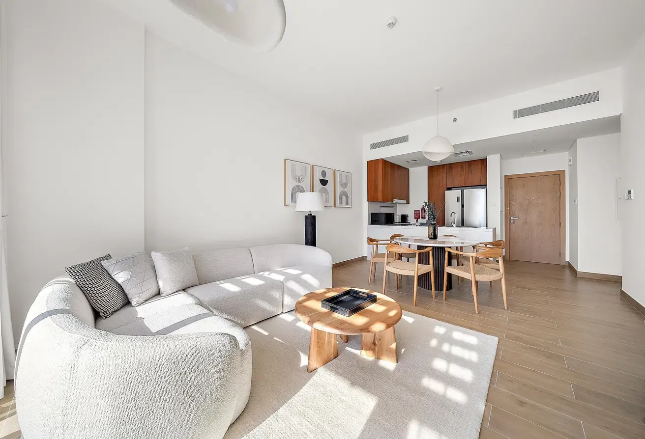 SUMMER DEAL | ALL BILLS INCLUDED | SEA VIEW