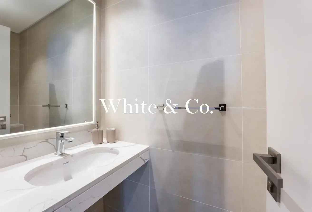 BURJ & NORTH VIEW | 4 CHEQUES | FURNISHED