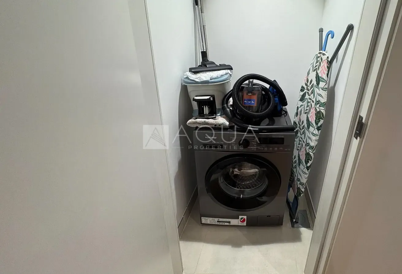 Internet Included | Chiller Free | Corner Unit