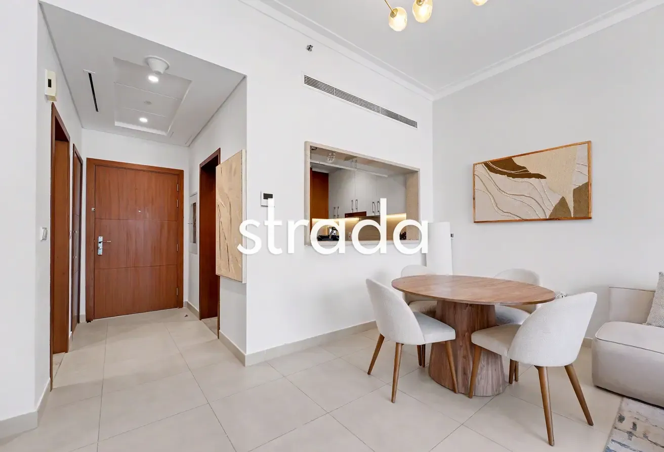Large Layout | Furnished | Vacant