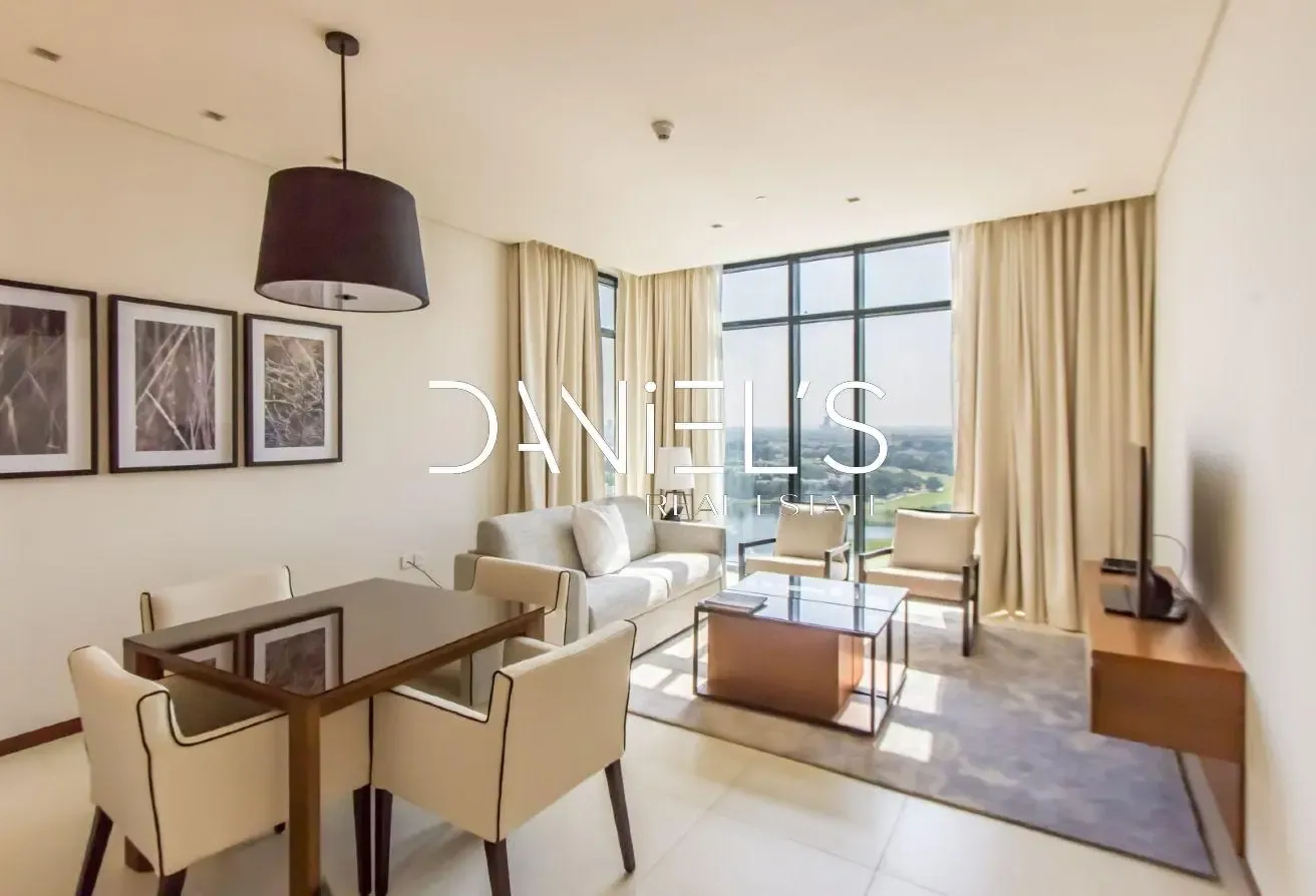 High Floor | All Bills Included | Vida