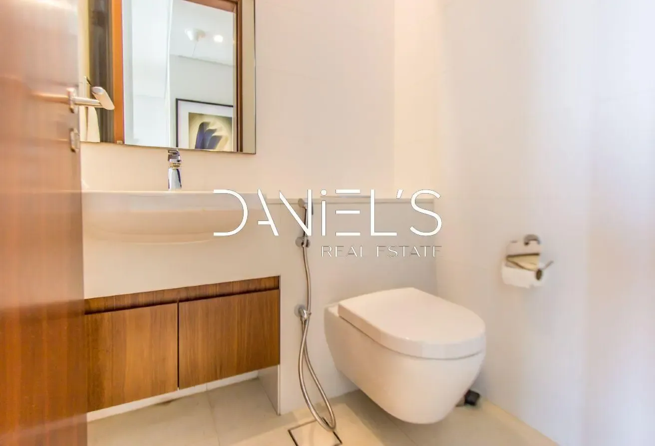 Fully Furnished | Vida Hotel | Mid floor
