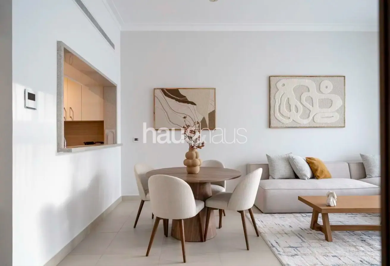 Vida Residence | Large Balcony | Vacant