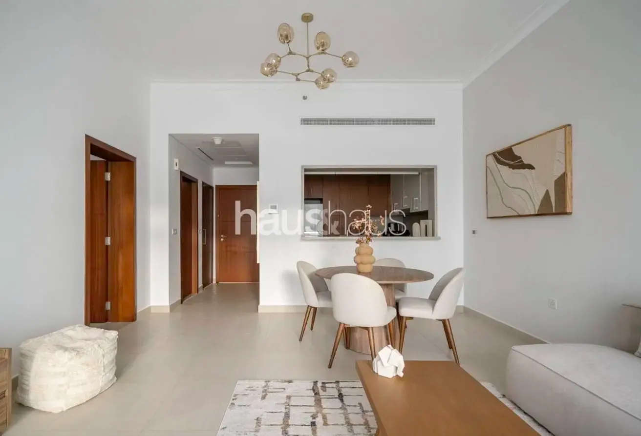Vida Residence | Large Balcony | Vacant