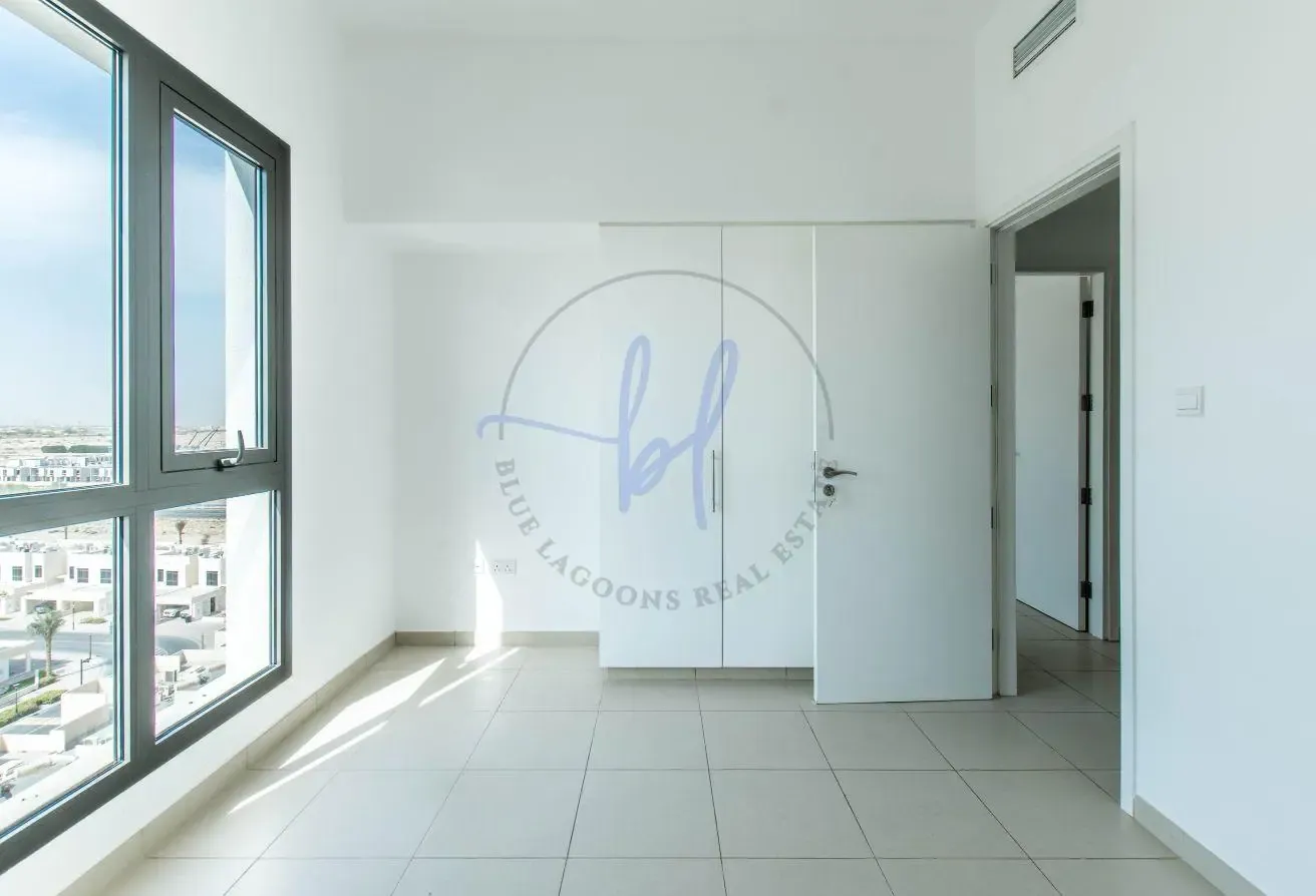 Bright and Airy | Homey Apt | Call Me Now to View